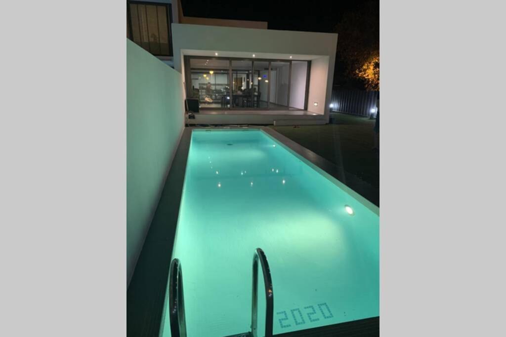 Modern Villa With Private Pool/ 400M To The Beach 格拉德卡斯特利翁 外观 照片